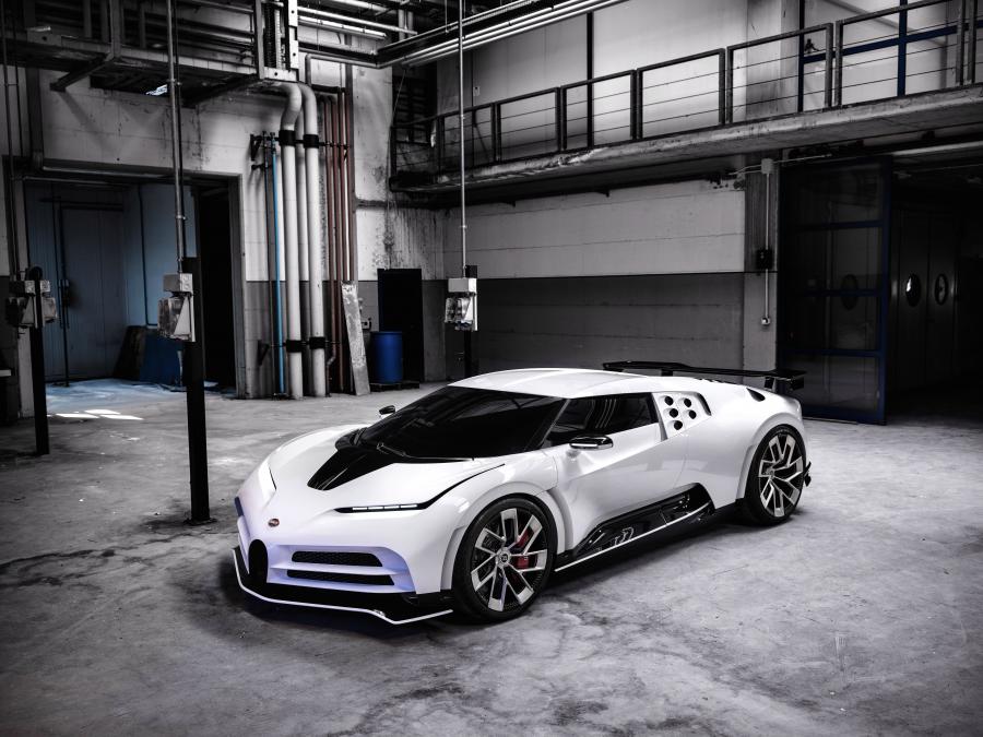  Bugatti Centodieci 2019 года  (фото 4 из 48)